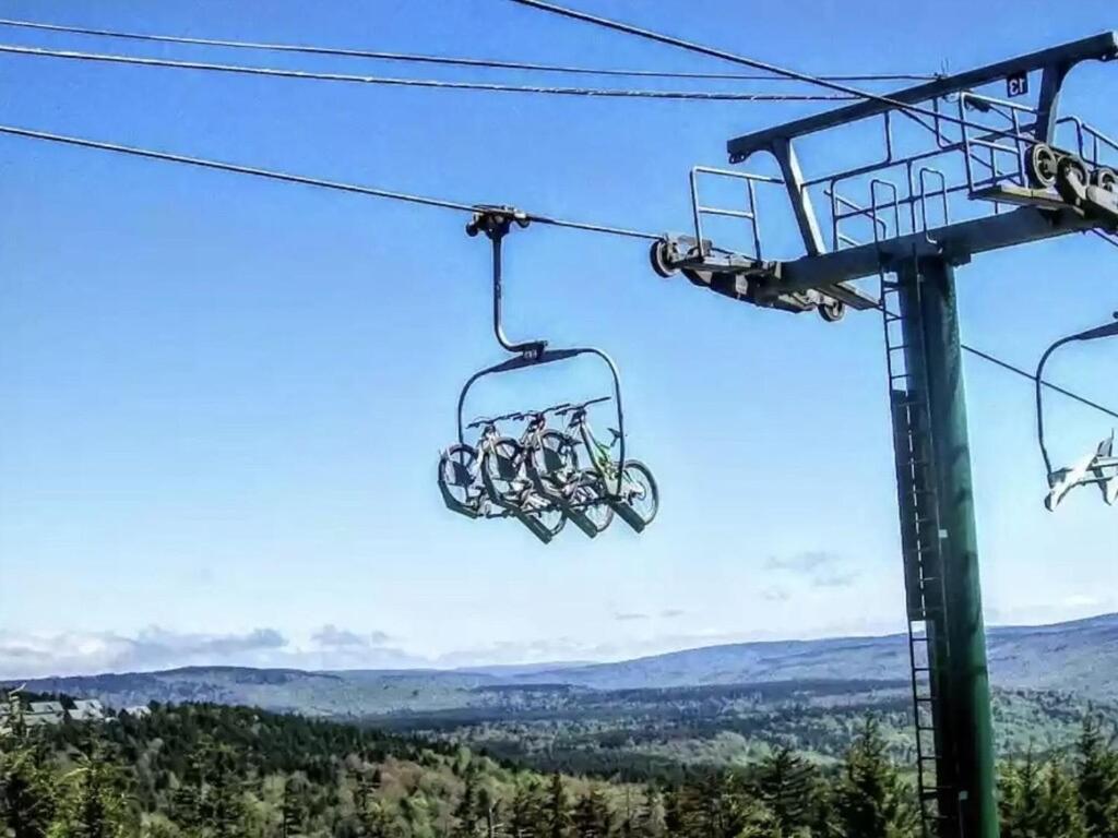 Enjoy The Long Range View, Ski In N Out Top Of The Mountain Condo Snowshoe Bagian luar foto